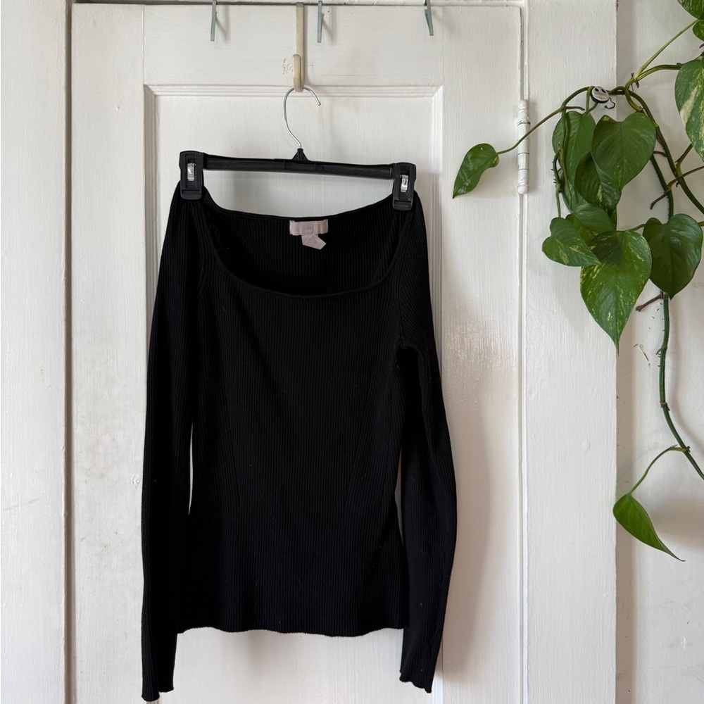 H&M Classic Black Long Sleeve Top